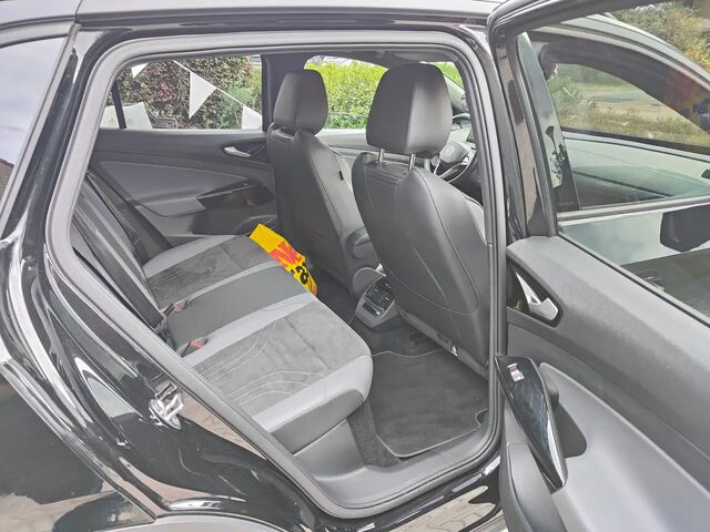 Фольксваген ID.4 2024 в Европе на Automoto.ua Черный Фольксваген ID.4, объемом двигателя 0 л и пробегом 30 тыс. км за 40246 $, фото 7 на Automoto.ua