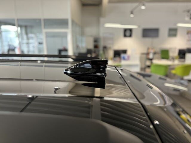 Рено R 4 2025 в Европе на Automoto.ua Серый Рено R 4, объемом двигателя 0 л и пробегом 10 тыс. км за 41438 $, фото 43 на Automoto.ua