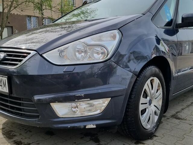 Форд Галаксі, об'ємом двигуна 2 л та пробігом 336 тис. км за 4319 $, фото 4 на Automoto.ua