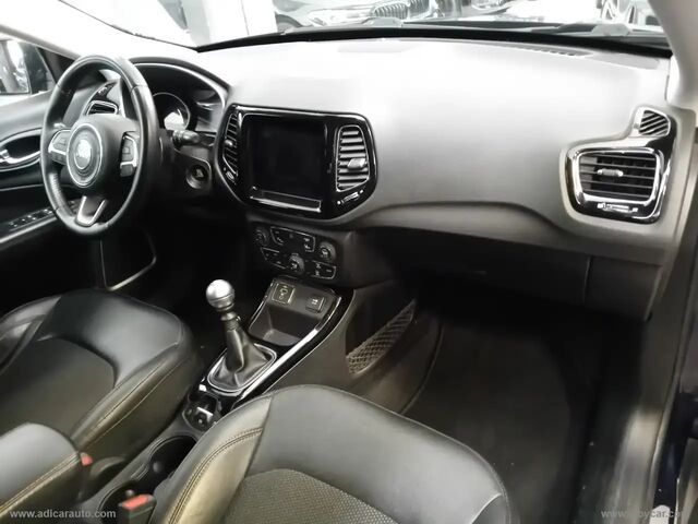 Джип Компас 2019 в Европе на Automoto.ua Синий Джип Компас, объемом двигателя 1.6 л и пробегом 69 тыс. км за 20937 $, фото 8 на Automoto.ua