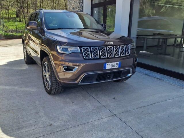 Коричневий Джип Grand Cherokee, об'ємом двигуна 2.99 л та пробігом 22 тис. км за 49516 $, фото 1 на Automoto.ua