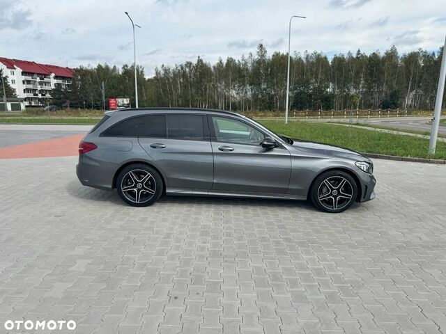 Мерседес Ц-Класс 2018 в Европе на Automoto.ua Серый Мерседес Ц-Класс, объемом двигателя 1 л и пробегом 235 тыс. км за 19855 $, фото 1 на Automoto.ua
