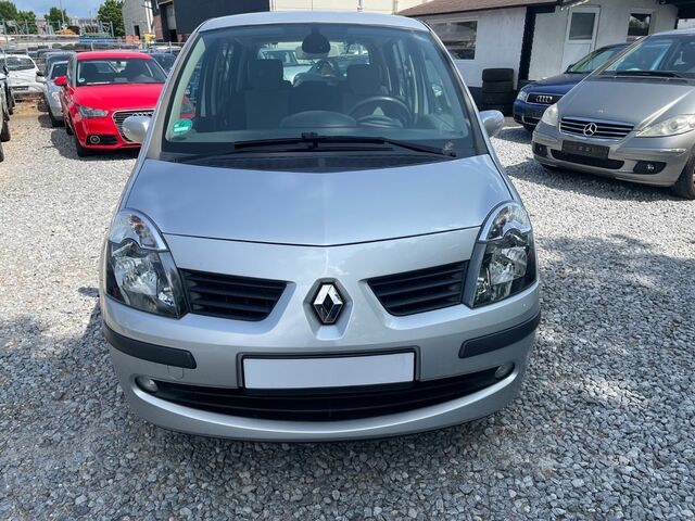 Рено Модус 2006 у Європі на Automoto.ua Сірий Рено Модус, об'ємом двигуна 1.15 л та пробігом 104 тис. км за 3842 $, фото 8 на Automoto.ua