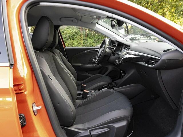 Оранжевый Опель Corsa-e, объемом двигателя 0 л и пробегом 10 тыс. км за 33384 $, фото 5 на Automoto.ua