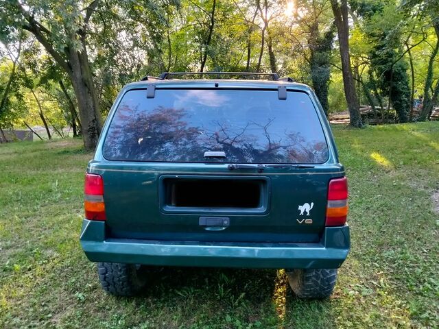 Джип Гранд Чероки 1996 в Европе на Automoto.ua Зеленый Джип Гранд Чероки, объемом двигателя 5.22 л и пробегом 170 тыс. км за 9895 $, фото 4 на Automoto.ua