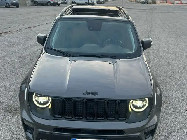 Джип Ренегат 2019 в Европе на Automoto.ua Серый Джип Ренегат, объемом двигателя 1.33 л и пробегом 49 тыс. км за 25777 $, фото 1 на Automoto.ua