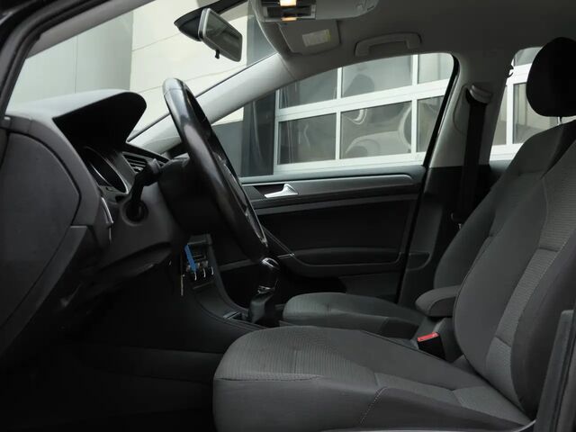 Фольксваген Гольф 2013 у Європі на Automoto.ua Чорний Фольксваген Гольф, об'ємом двигуна 1.2 л та пробігом 189 тис. км за 9060 $, фото 8 на Automoto.ua