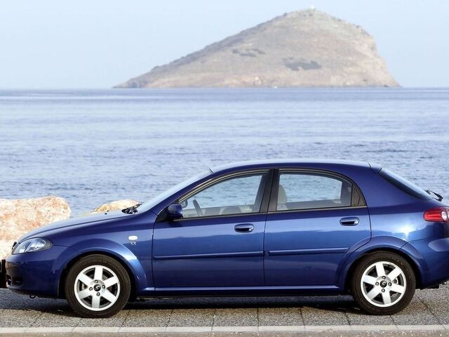Деу Лачетті, Хетчбек 2003 - н.в. 1.8 i 16V