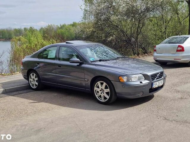 Вольво С60, об'ємом двигуна 2.52 л та пробігом 240 тис. км за 5832 $, фото 1 на Automoto.ua