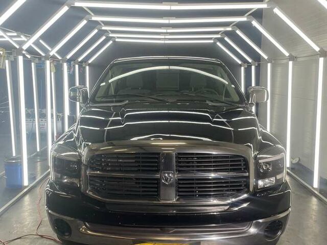 Сірий Ram 1500, об'ємом двигуна 5.65 л та пробігом 300 тис. км за 12959 $, фото 1 на Automoto.ua