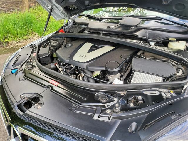 Серый Мерседес Р 350, объемом двигателя 2.99 л и пробегом 150 тыс. км за 21398 $, фото 7 на Automoto.ua