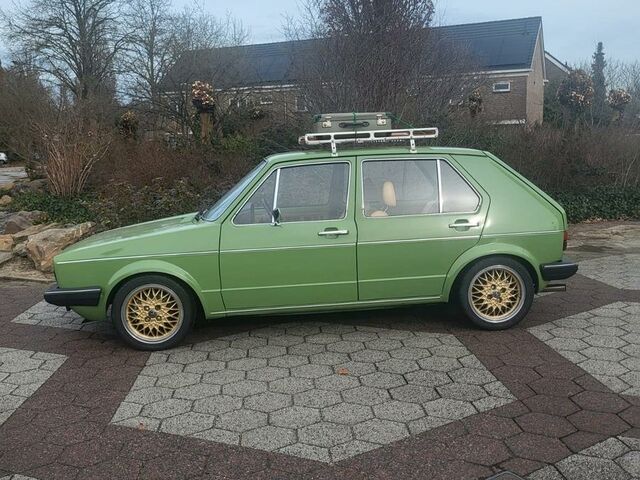Фольксваген Гольф 1982 у Європі на Automoto.ua Зелений Фольксваген Гольф, об'ємом двигуна 1.98 л та пробігом 47 тис. км за 18500 $, фото 3 на Automoto.ua