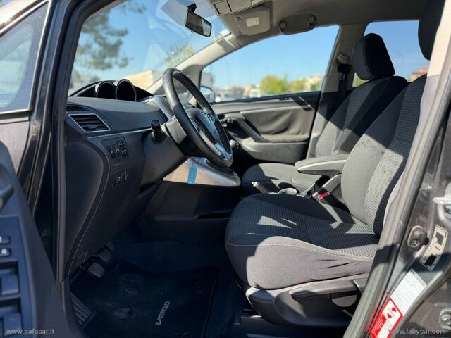 Тойота Версо 2015 у Європі на Automoto.ua Чорний Тойота Версо, об'ємом двигуна 1.6 л та пробігом 175 тис. км за 10025 $, фото 9 на Automoto.ua