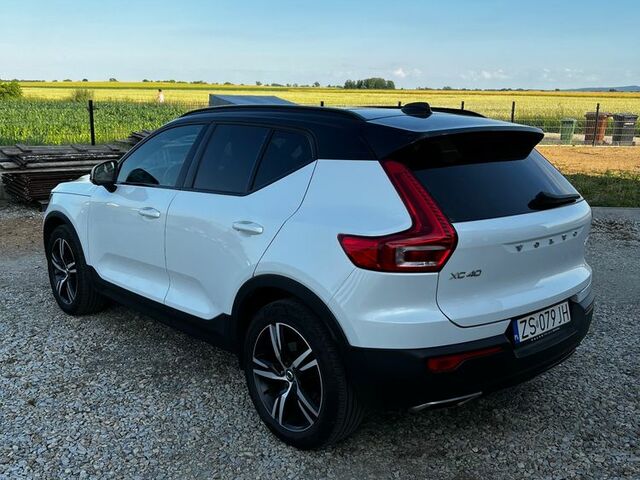 Вольво XC40, об'ємом двигуна 1.97 л та пробігом 166 тис. км за 27862 $, фото 2 на Automoto.ua