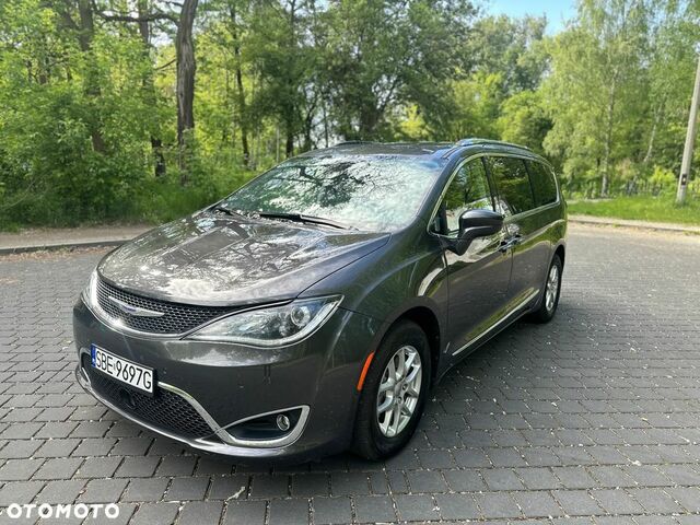 Крайслер Pacifica, об'ємом двигуна 3.61 л та пробігом 44 тис. км за 28942 $, фото 1 на Automoto.ua