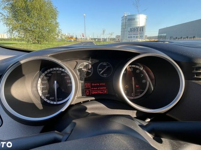Альфа Ромео Giulietta, об'ємом двигуна 1.37 л та пробігом 134 тис. км за 11879 $, фото 13 на Automoto.ua