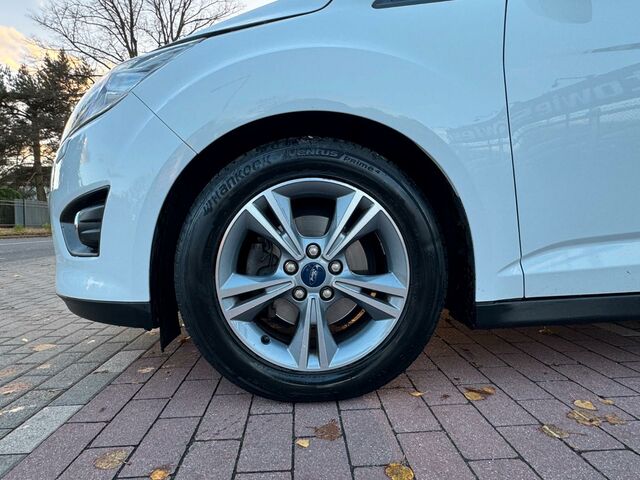 Форд Сі-Макс 2015 у Європі на Automoto.ua Білий Форд Сі-Макс, об'ємом двигуна 1 л та пробігом 81 тис. км за 7990 $, фото 7 на Automoto.ua