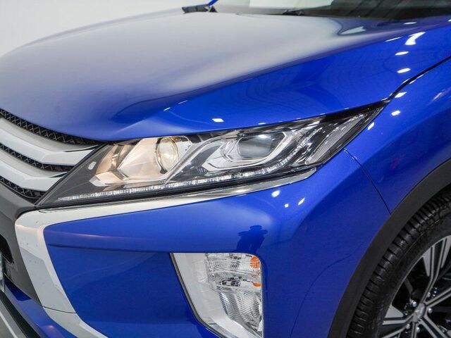 Мицубиси Eclipse Cross 2019 в Европе на Automoto.ua Синий Мицубиси Eclipse Cross, объемом двигателя 1.5 л и пробегом 95 тыс. км за 21246 $, фото 9 на Automoto.ua