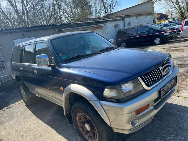 Міцубісі Паджеро 1999 у Європі на Automoto.ua Синій Міцубісі Паджеро, об'ємом двигуна 2.97 л та пробігом 250 тис. км за 1750 $, фото 5 на Automoto.ua