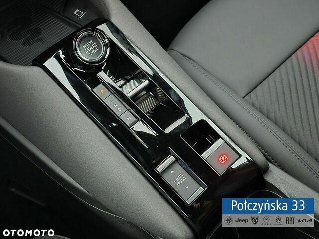 Альфа Ромео Джуниор 2024 в Европе на Automoto.ua Белый Альфа Ромео Джуниор, объемом двигателя 1 л и пробегом 7 тыс. км за 32177 $, фото 30 на Automoto.ua