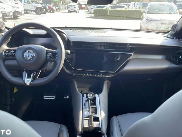 Альфа Ромео Джуниор 2024 в Европе на Automoto.ua Синий Альфа Ромео Джуниор, объемом двигателя 0 л и пробегом 1 тыс. км за 149900 $, фото 11 на Automoto.ua