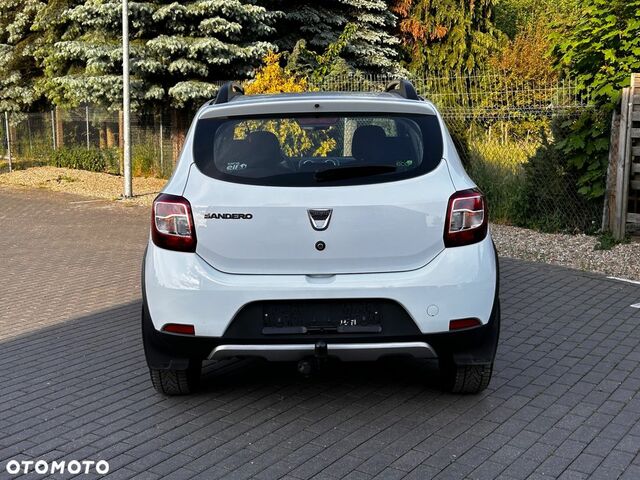 Дачия Sandero StepWay, объемом двигателя 1 л и пробегом 98 тыс. км за 5810 $, фото 4 на Automoto.ua