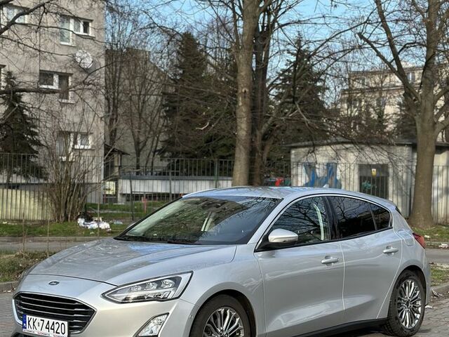 Форд Фокус, об'ємом двигуна 1 л та пробігом 68 тис. км за 15335 $, фото 5 на Automoto.ua