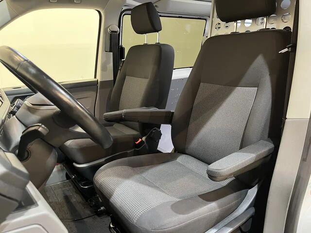 Фольксваген T6.1 Transporter 2021 у Європі на Automoto.ua Білий Фольксваген T6.1 Transporter, об'ємом двигуна 1.97 л та пробігом 127 тис. км за 30939 $, фото 7 на Automoto.ua