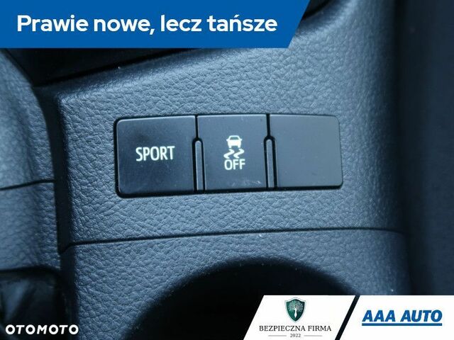 Тойота Аурис, объемом двигателя 1.6 л и пробегом 127 тыс. км за 12527 $, фото 22 на Automoto.ua