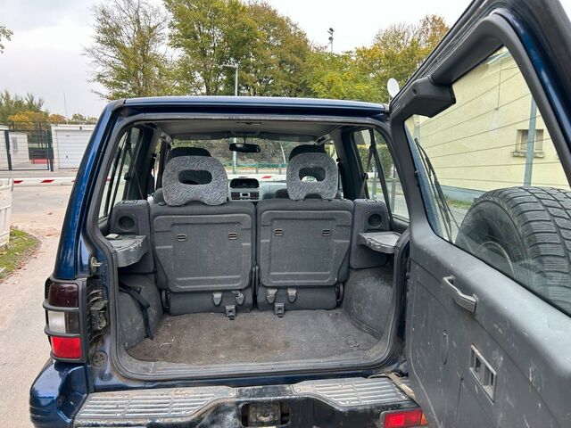 Мицубиси Паджеро 1999 в Европе на Automoto.ua Синий Мицубиси Паджеро, объемом двигателя 0 л и пробегом 145 тыс. км за 11900 $, фото 6 на Automoto.ua