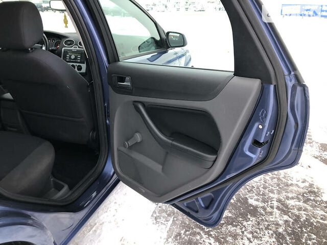 Форд Фокус, Универсал 2003 - 2007 C-MAX 1.6 TDCi (109 hp)