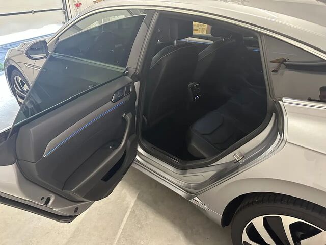 Фольксваген Arteon 2020 у Європі на Automoto.ua Срібний Фольксваген Arteon, об'ємом двигуна 1.98 л та пробігом 99 тис. км за 40589 $, фото 12 на Automoto.ua