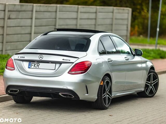 Мерседес Ц-Класс 2015 в Европе на Automoto.ua Серый Мерседес Ц-Класс, объемом двигателя 1 л и пробегом 136 тыс. км за 19347 $, фото 18 на Automoto.ua