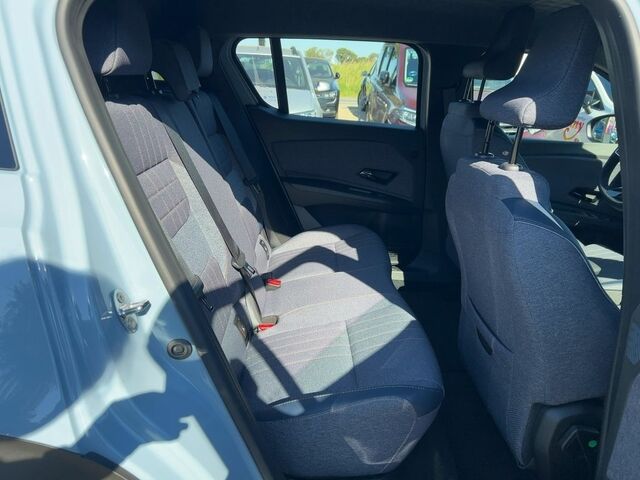 Рено R 4 2025 в Европе на Automoto.ua Синий Рено R 4, объемом двигателя 0 л и пробегом 195 тыс. км за 40845 $, фото 11 на Automoto.ua