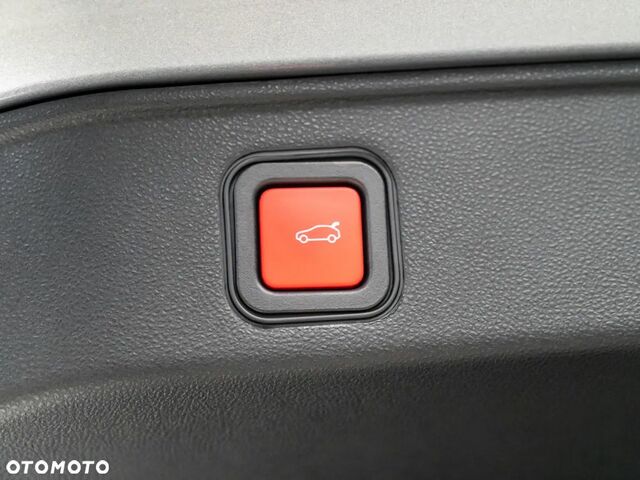 Альфа Ромео Джуниор 2025 в Европе на Automoto.ua Серый Альфа Ромео Джуниор, объемом двигателя 1 л и пробегом 350 тыс. км за 34601 $, фото 18 на Automoto.ua