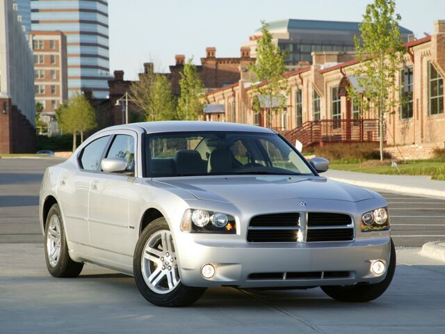 Додж Charger, Седан 2005 - н.в. 2,7i V6