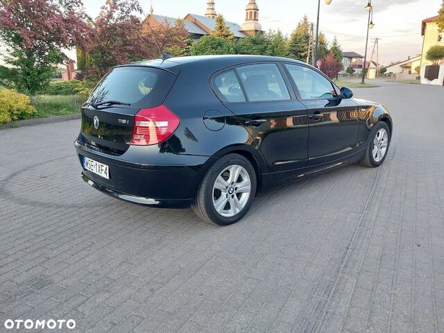 БМВ 1 Серия, объемом двигателя 2 л и пробегом 178 тыс. км за 4514 $, фото 1 на Automoto.ua