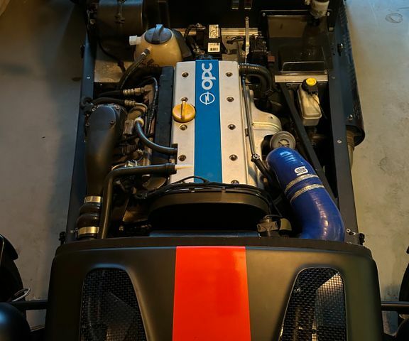 Черный Лотус Супер Севен, объемом двигателя 2 л и пробегом 10 тыс. км за 49296 $, фото 12 на Automoto.ua