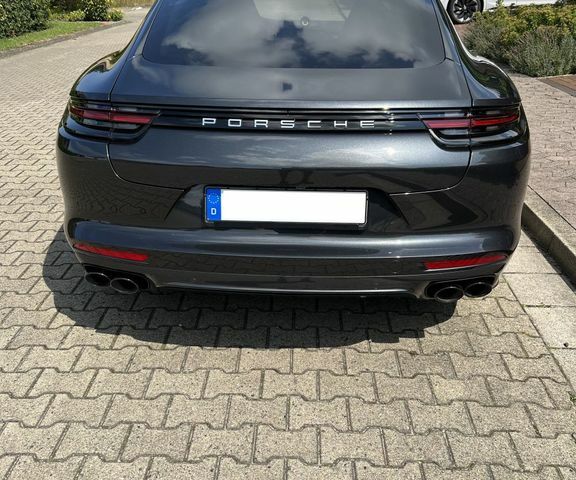 Сірий Порше Panamera, об'ємом двигуна 2.89 л та пробігом 17 тис. км за 99031 $, фото 6 на Automoto.ua