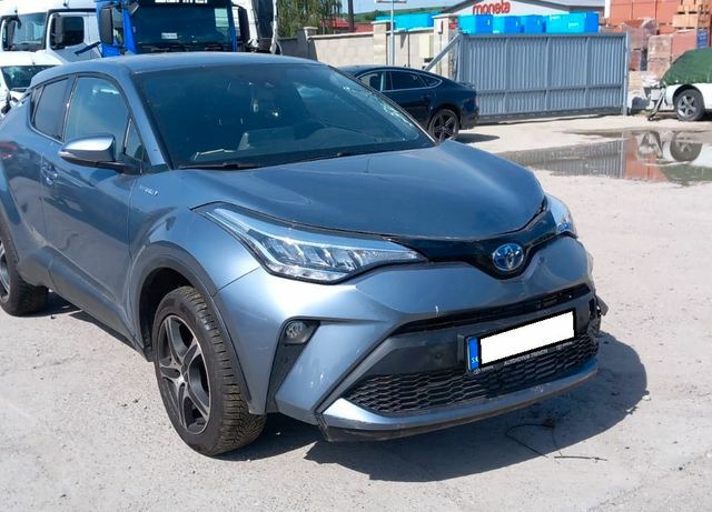 Сірий Тойота C-HR, об'ємом двигуна 1.8 л та пробігом 45 тис. км за 10680 $, фото 6 на Automoto.ua