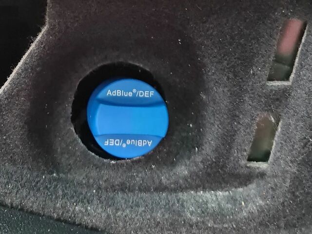 Сеат Альхамбра, об'ємом двигуна 1.97 л та пробігом 268 тис. км за 10994 $, фото 16 на Automoto.ua