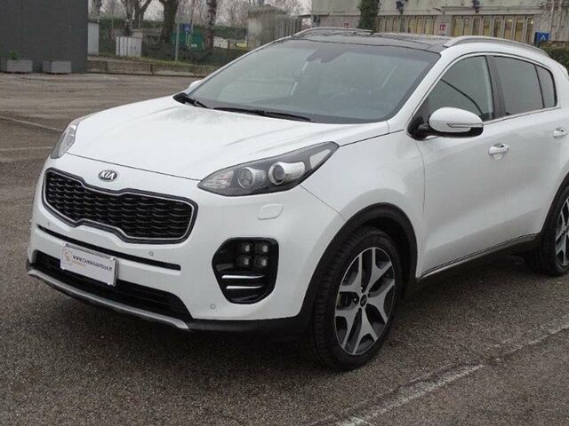 Білий Кіа Sportage, об'ємом двигуна 1.69 л та пробігом 121 тис. км за 21382 $, фото 1 на Automoto.ua