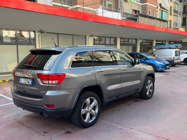 Джип Гранд Чероки 2012 в Европе на Automoto.ua Джип Гранд Чероки, объемом двигателя 2.99 л и пробегом 90 тыс. км за 15162 $, фото 3 на Automoto.ua