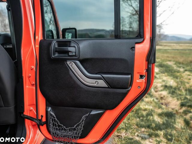 Джип Wrangler, об'ємом двигуна 3.61 л та пробігом 144 тис. км за 21382 $, фото 19 на Automoto.ua