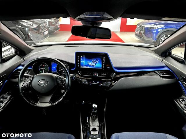 Тойота C-HR, объемом двигателя 1.8 л и пробегом 103 тыс. км за 17257 $, фото 10 на Automoto.ua