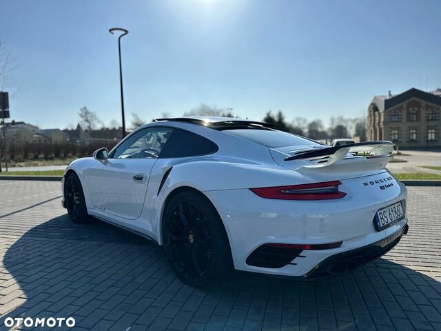 Порше 911, объемом двигателя 3.8 л и пробегом 107 тыс. км за 135853 $, фото 1 на Automoto.ua