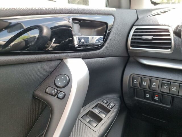 Мицубиси Eclipse Cross 2018 в Европе на Automoto.ua Мицубиси Eclipse Cross, объемом двигателя 1.5 л и пробегом 88 тыс. км за 16990 $, фото 19 на Automoto.ua