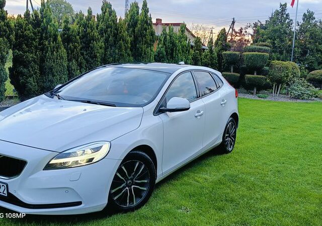 Вольво V40, об'ємом двигуна 1.97 л та пробігом 169 тис. км за 12959 $, фото 1 на Automoto.ua