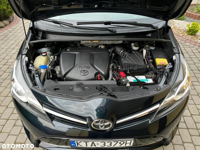 Тойота Версо, объемом двигателя 1.6 л и пробегом 162 тыс. км за 8402 $, фото 15 на Automoto.ua