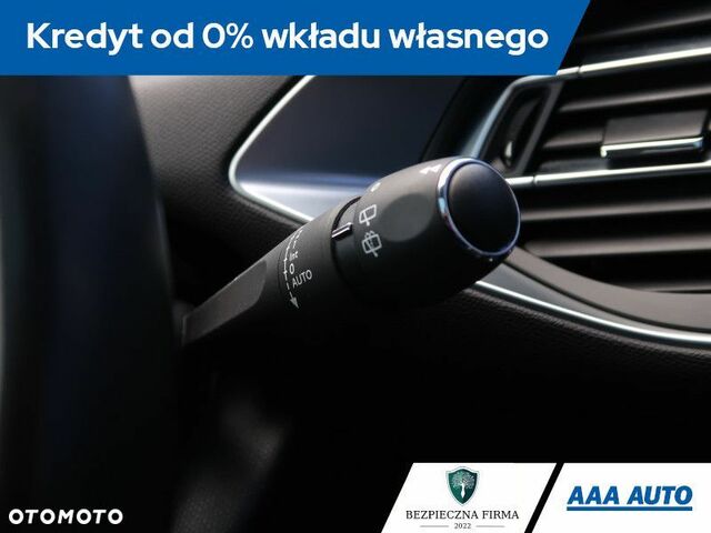 Пежо 308, об'ємом двигуна 1.2 л та пробігом 133 тис. км за 7991 $, фото 23 на Automoto.ua